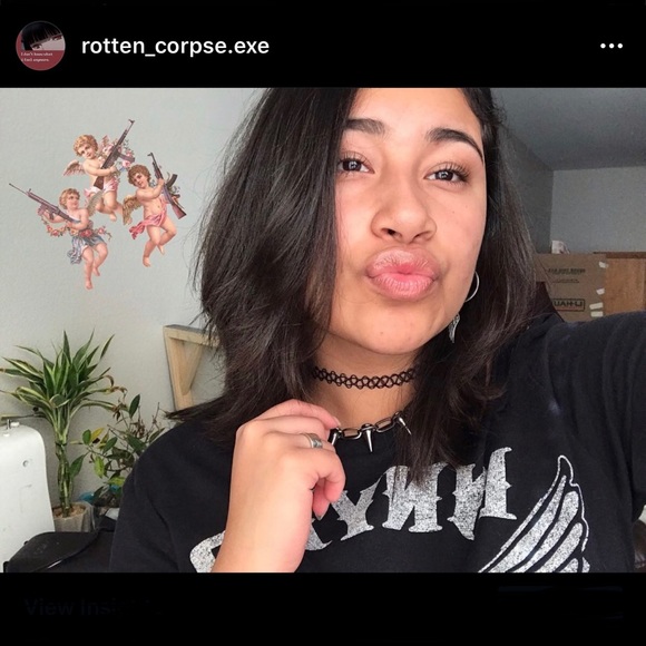 Meet your Posher, Rosselyn - Picture 2 of 3